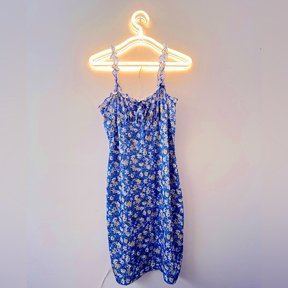 NWT Blue Floral Bodycon Ruffle Sun Dress Summer Spring SHEIN Vacation
